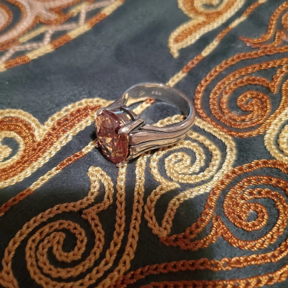 Silpada Sterling Silver Faceted Champagne Cubic Zirconia Gemstone Ring - Picture 5 of 13